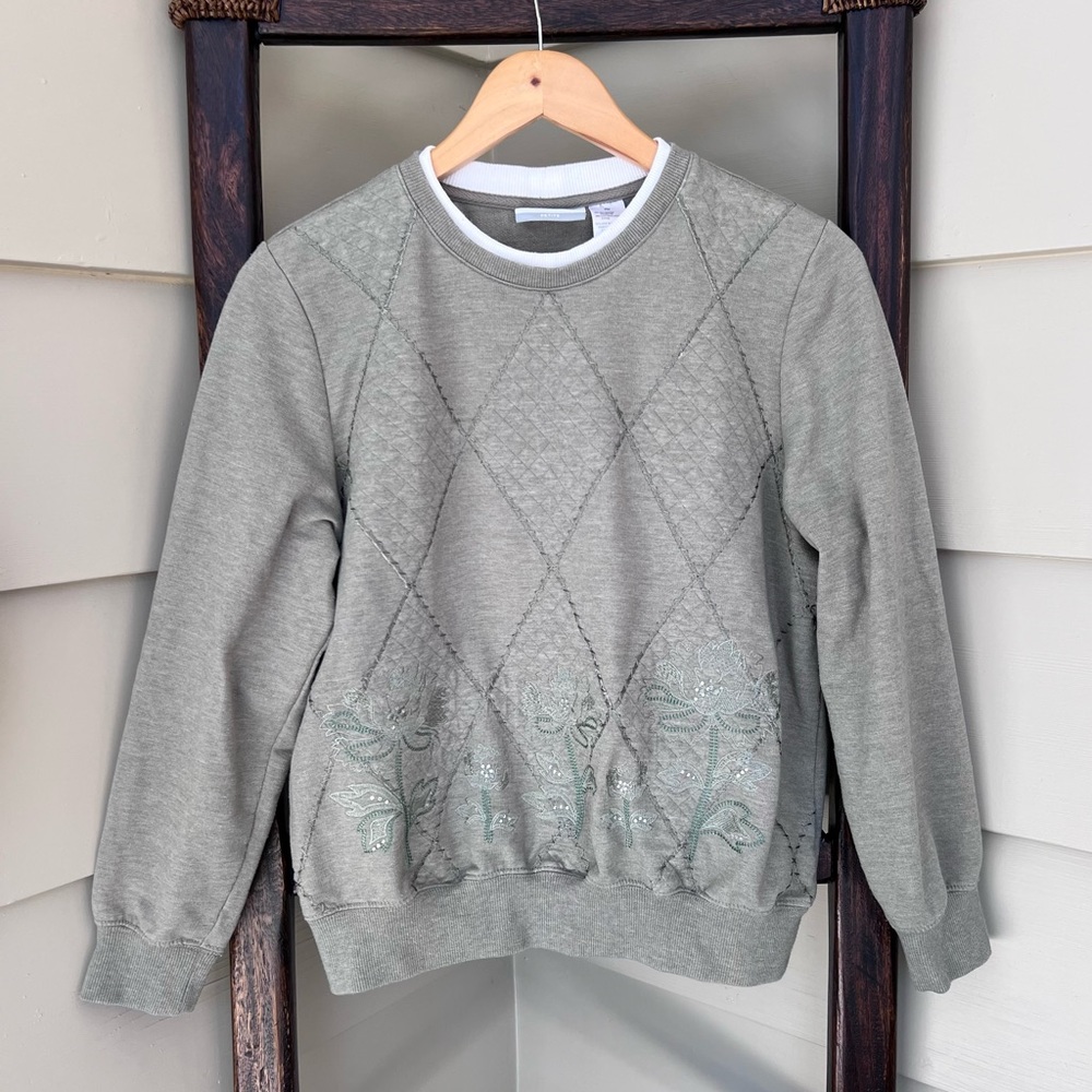 Alfred Dunner Embroidered Pullover Sweatshirt Sage Green Women’s Petite Medium